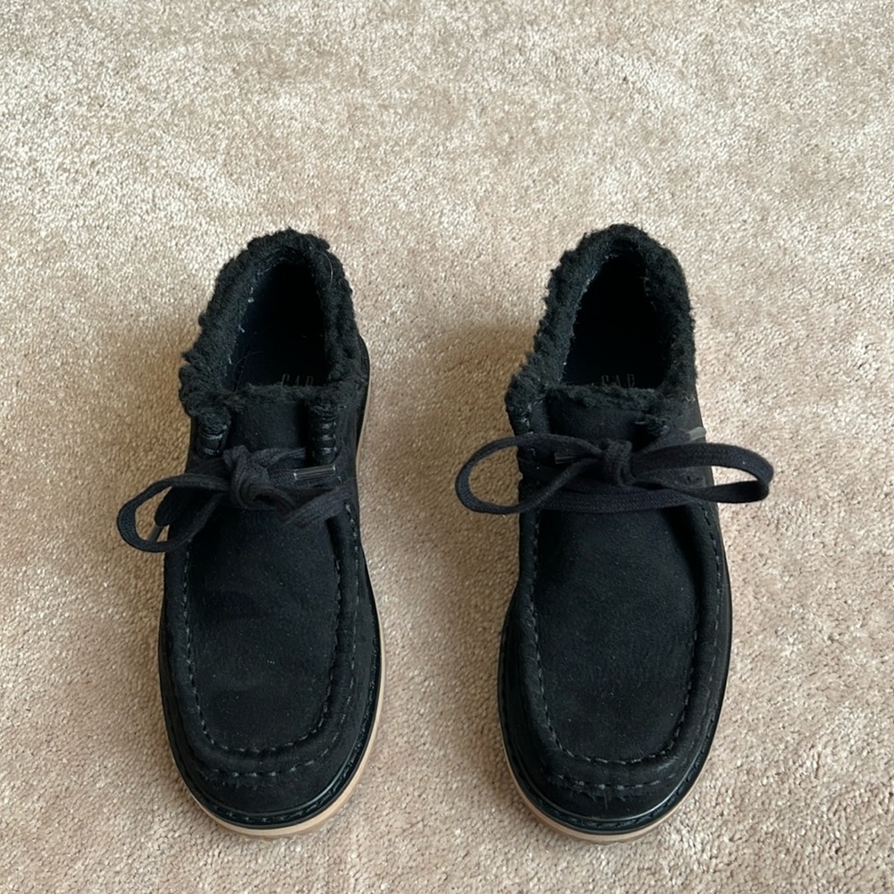 Gap Boys Suede Moc Boot EUC
